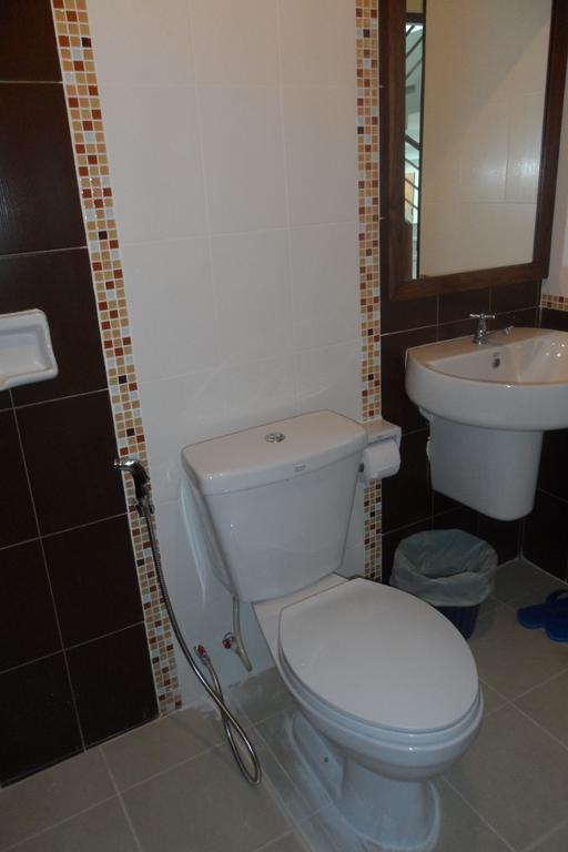 P Place (adults Only) Inn